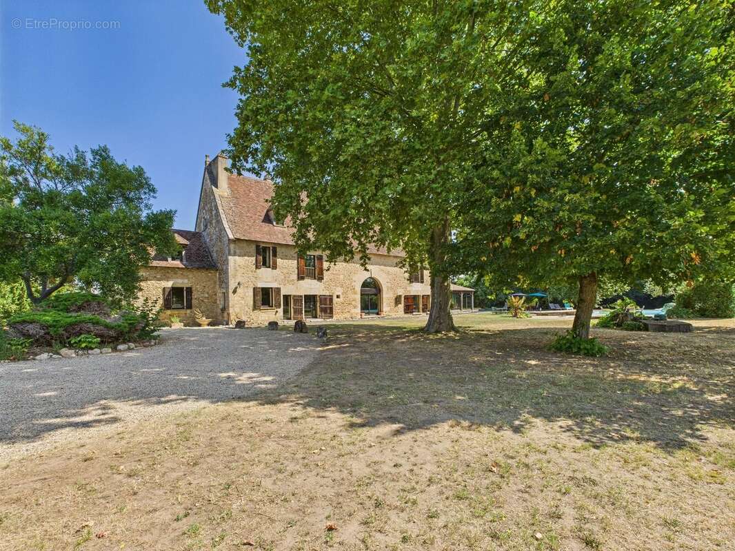 Propriété d’exception du Moyen Âge en bord de rivière – Maison d’amis, piscine à débordement et dépendance – Proche Bergerac - photo 20
