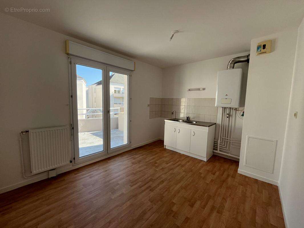 Angers - T5 en duplex avec terrasse et parking - photo 5