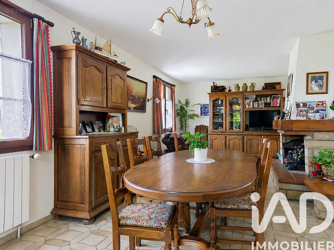 Maison 150 m² à Cendrey  - photo 3