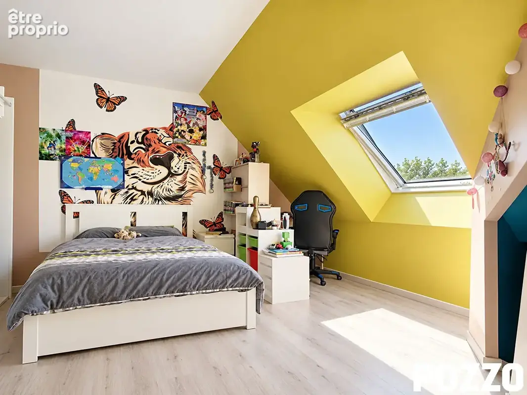 A Vendre - Saint James  - Maison 6 pièce(s) 154 m² - photo 9