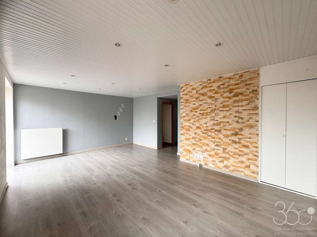 Appartement à COLOMIERS