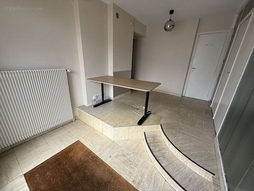 Commerce à REMIREMONT