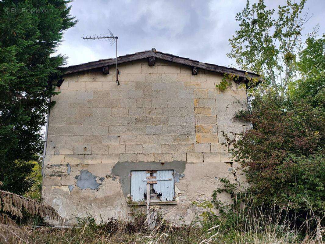 Maison à YVRAC