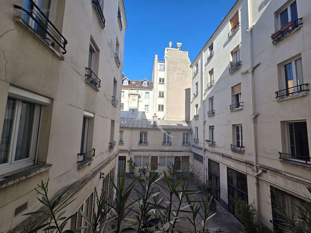 Appartement à PARIS-11E