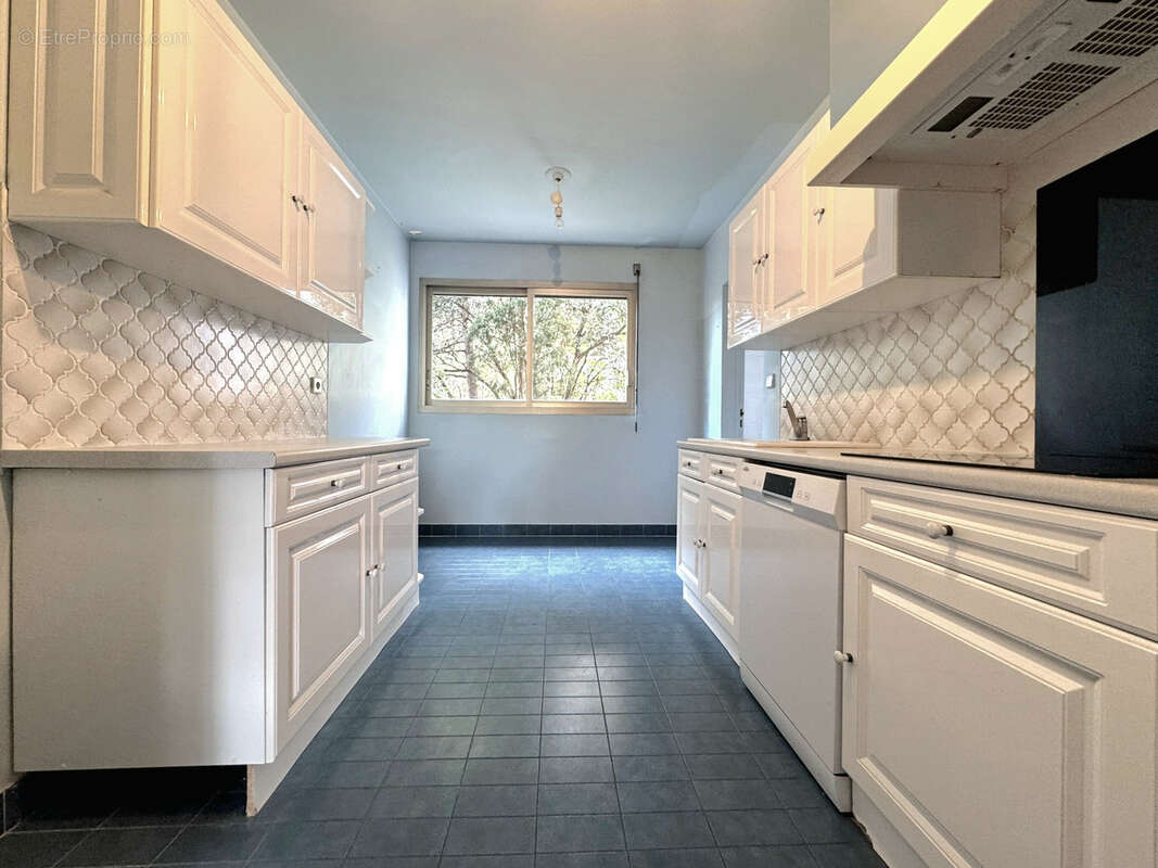 Appartement à MARSEILLE-9E