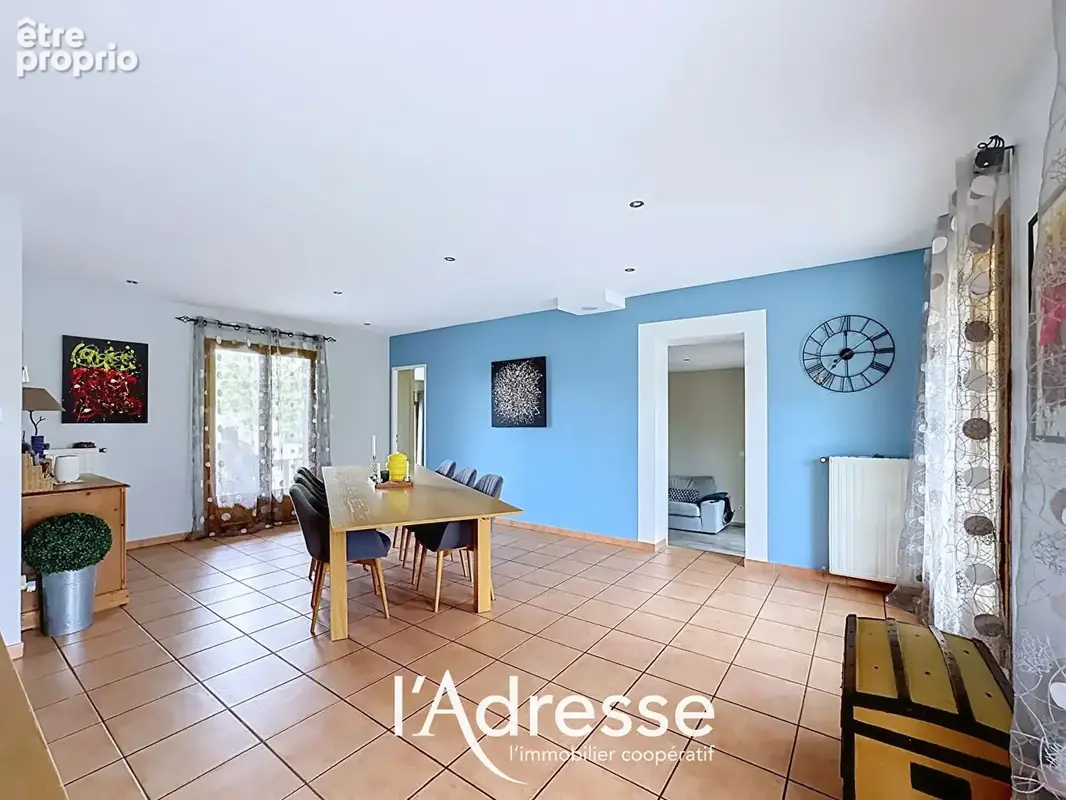 Exclusivité l'Adresse Immobilier - Tournefeuille - Maison T7 de 147m² avec piscine sur une parcelle de 1063 m2 - photo 4