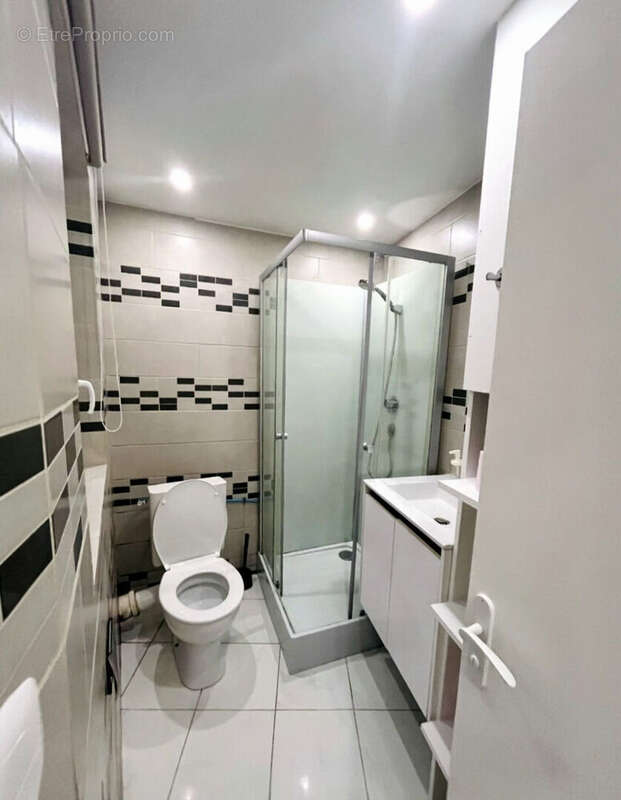 Appartement à PARIS-20E