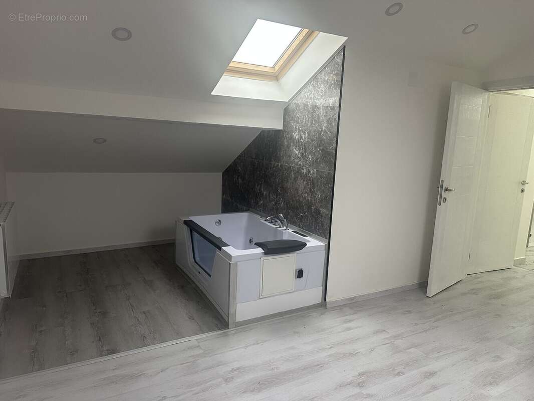 Appartement à COCHEREN