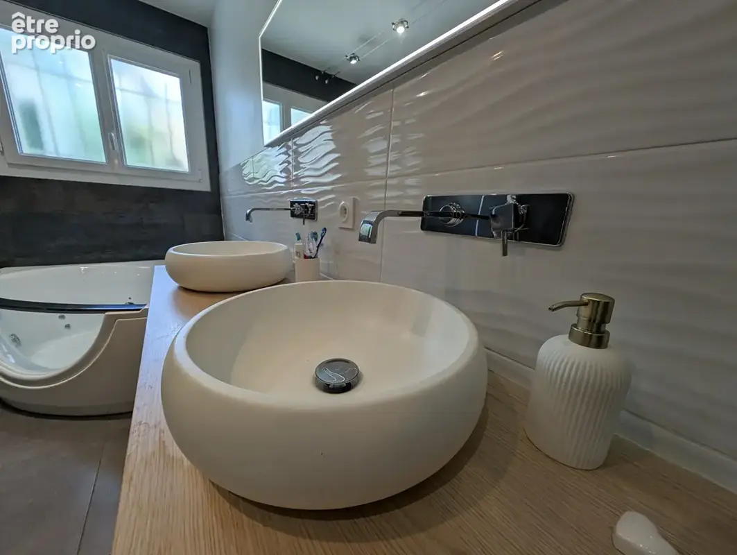 Villa 4 chambres - Petit Charran VALENCE - photo 14