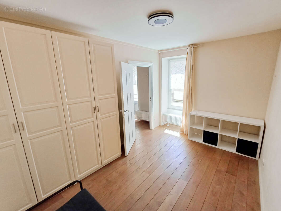 Appartement à AUBENAS