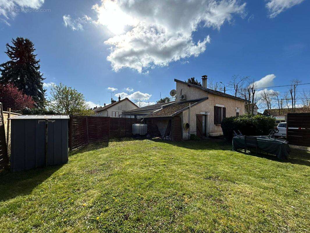 Maison à WARMERIVILLE