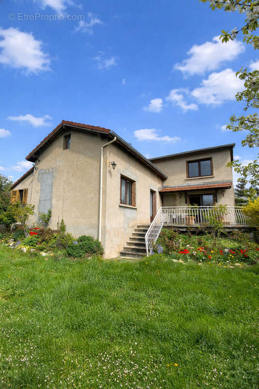 Maison à LA TALAUDIERE