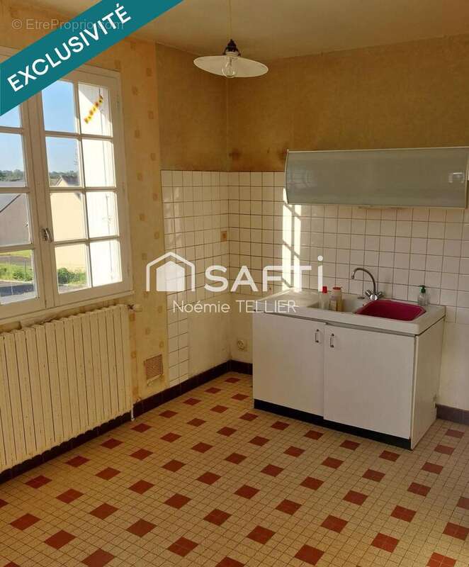 Photo 3 - Maison à SAINT-CYR-LE-GRAVELAIS