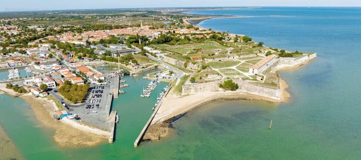 Autre à LE CHATEAU-D'OLERON