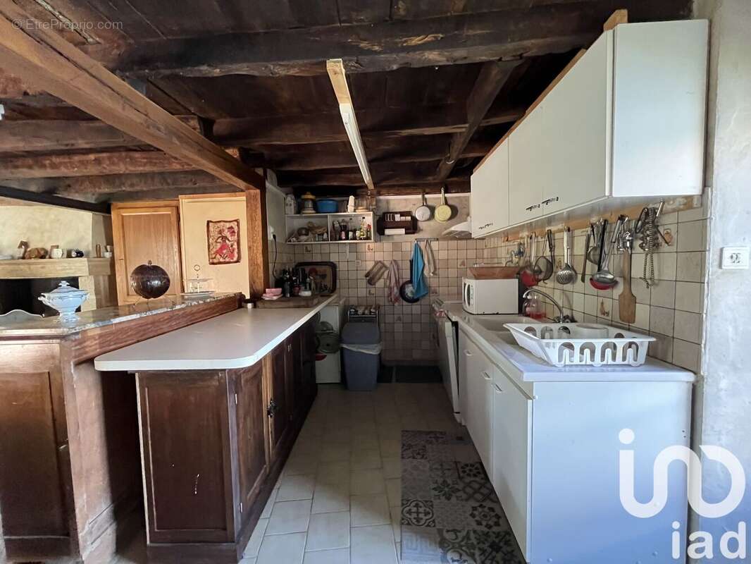 Maison 93 m² à Chirac  - photo 3