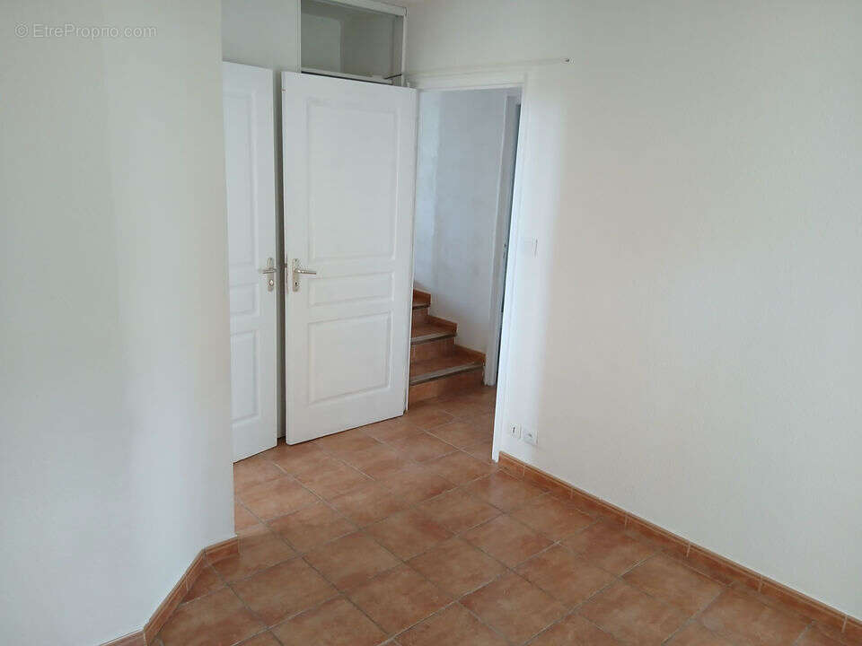 Appartement à SAINTE-TULLE