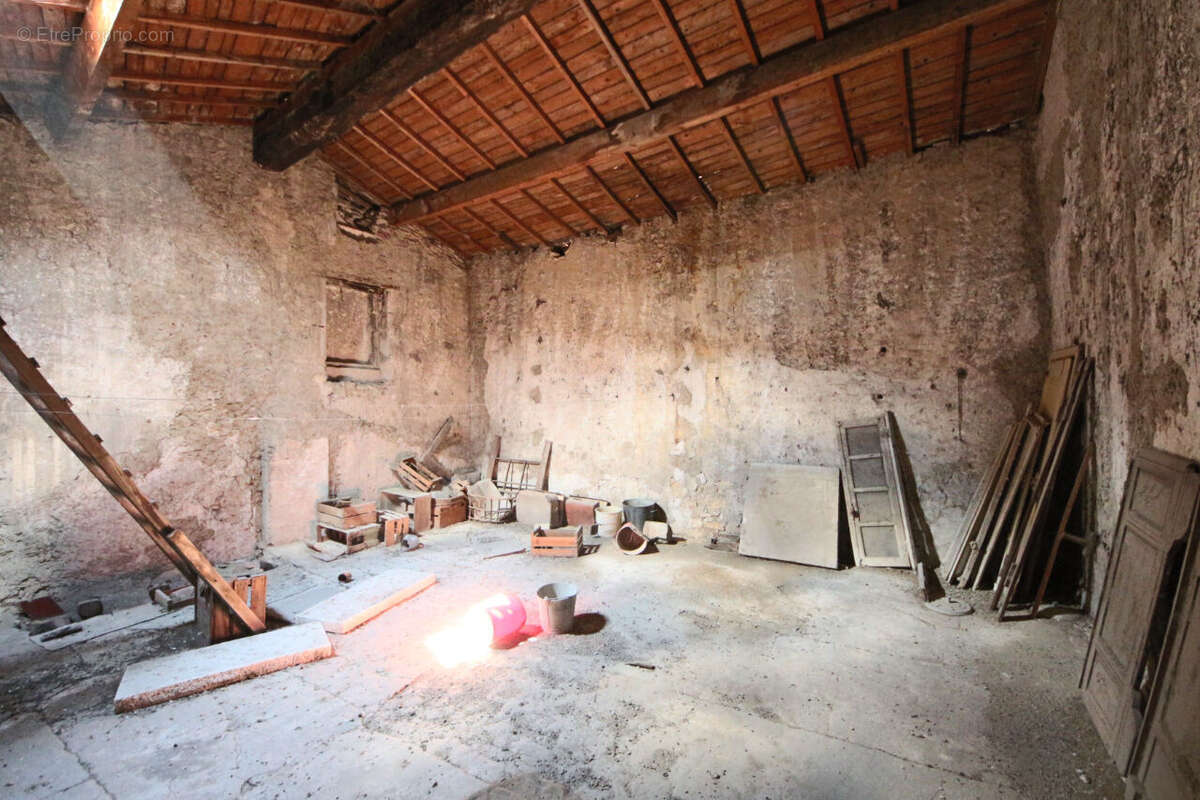 Maison à CHATEAURENARD