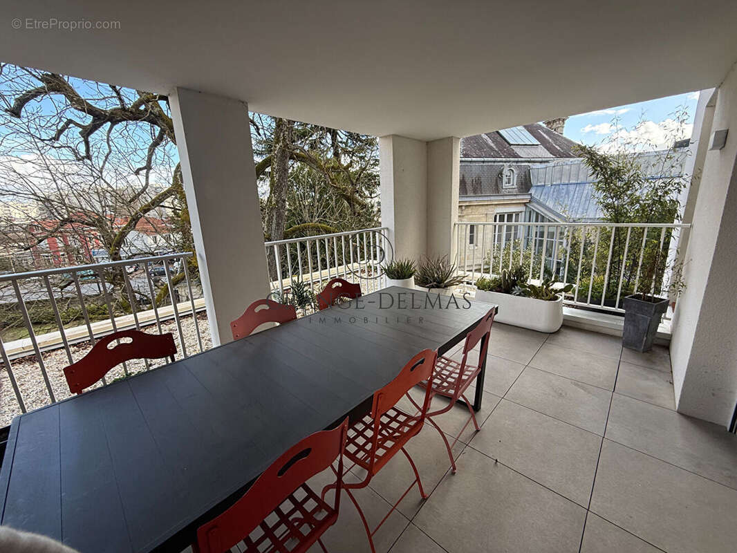 Appartement à LE BOUSCAT