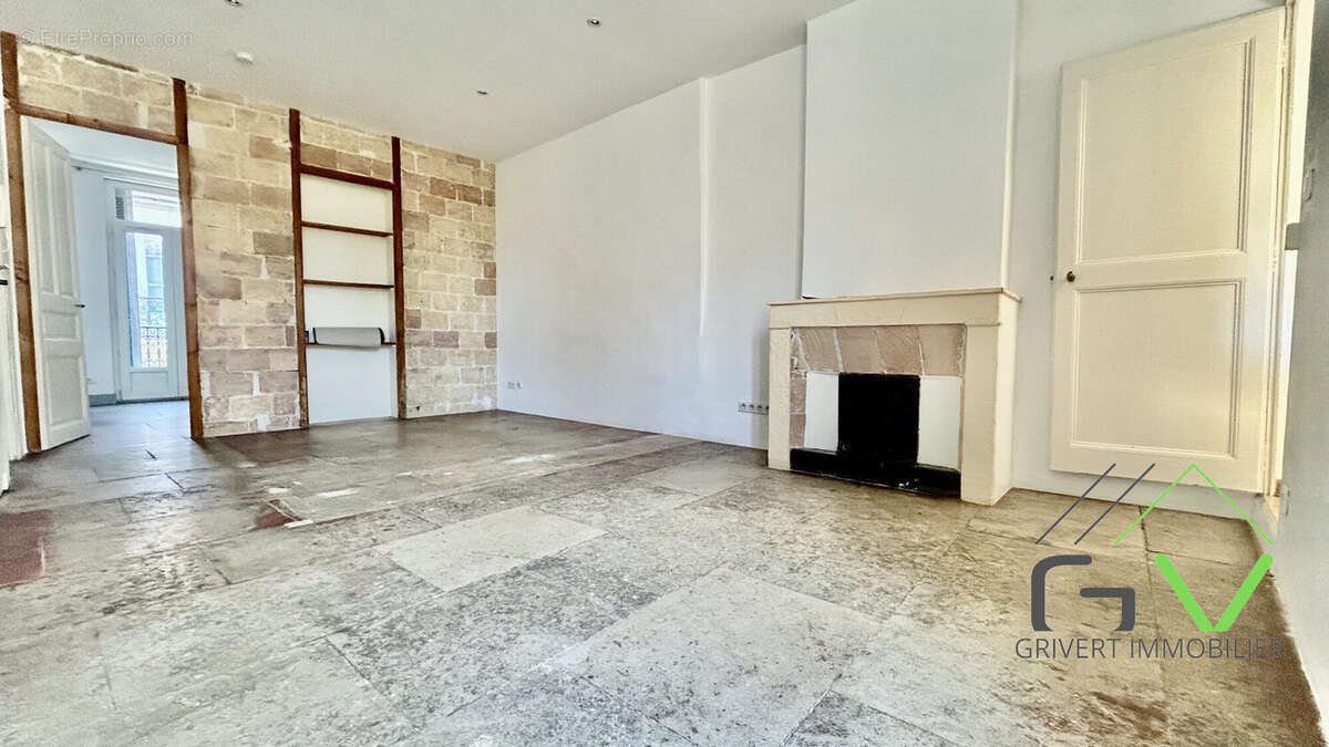 Appartement à NIMES