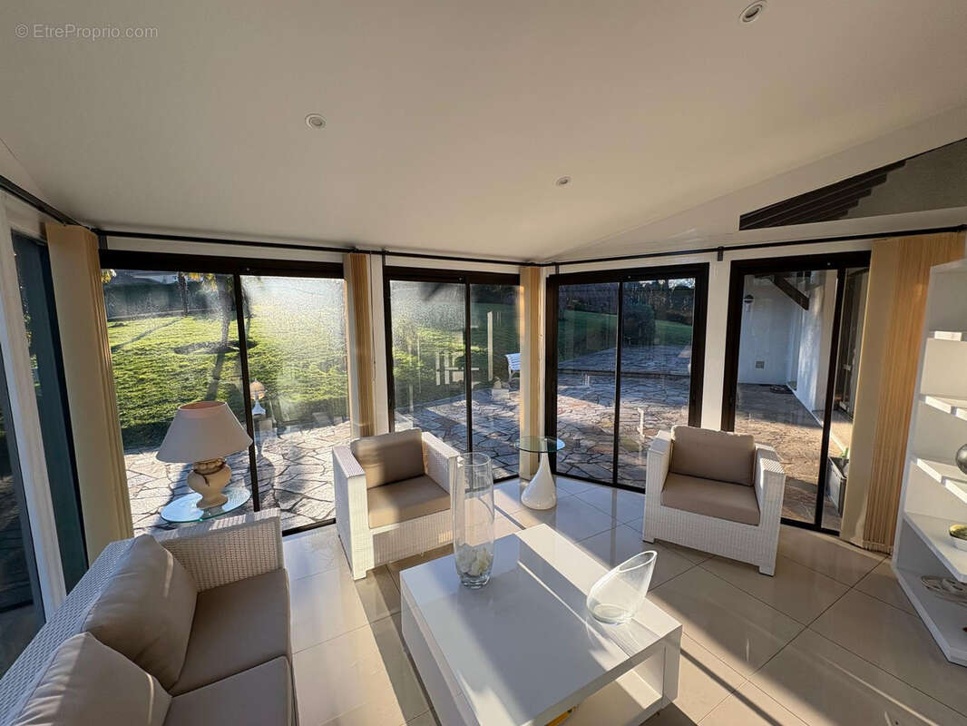 Maison à SAINT-AMANS-SOULT