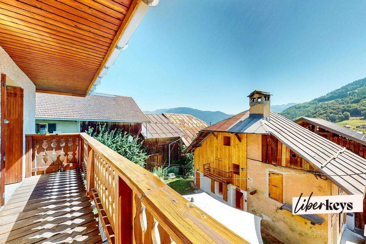 Maison avec jardin et vue exceptionnelle sur les montagnes de Valmorel ! - photo 8