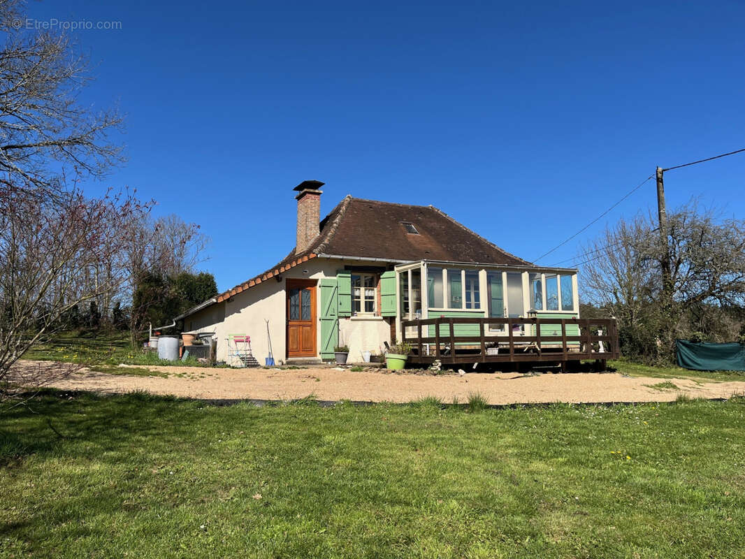 Maison à MEUZAC