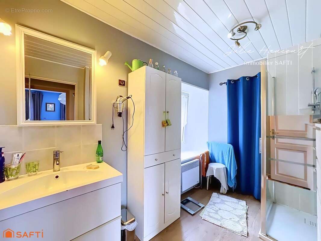 Maison 123 m² à Saint-Pierre-La-Vieille  - photo 6