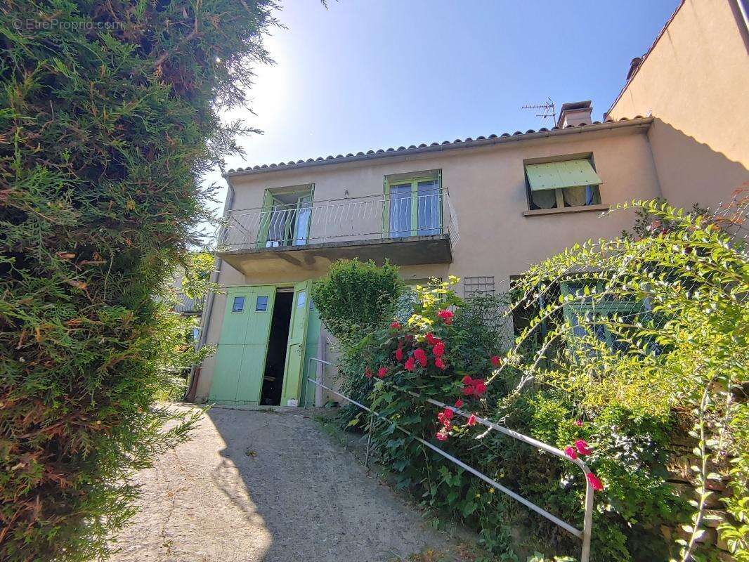 Maison à CREISSELS