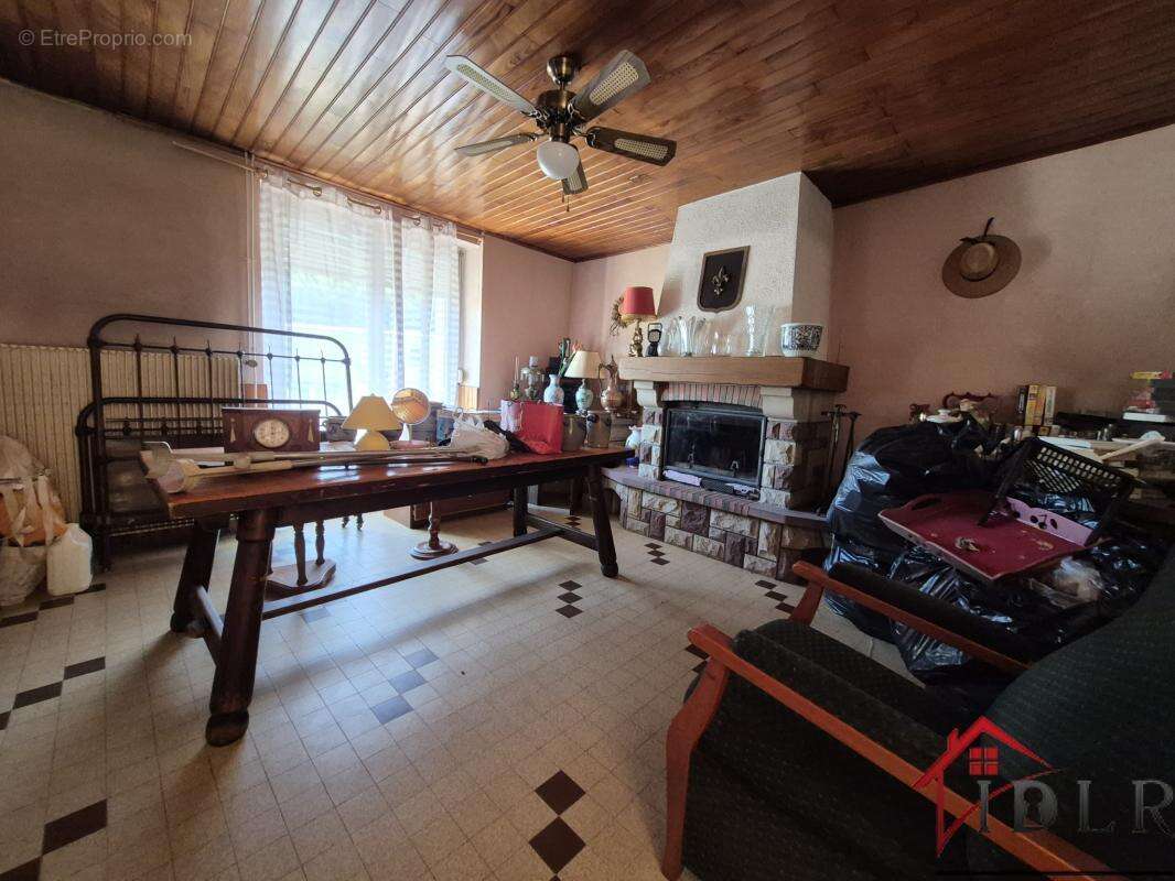Maison à fort potentiel sur beau terrain - photo 12
