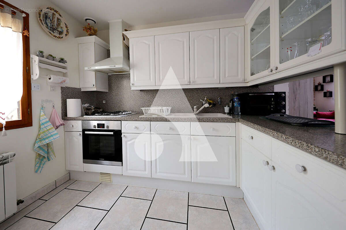 Maison à CORBEIL-ESSONNES