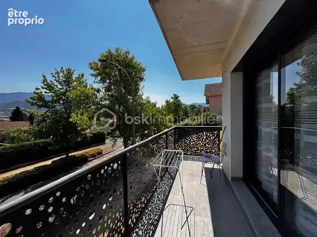 Maison de type T5 sur la commune de Voiron - photo 13