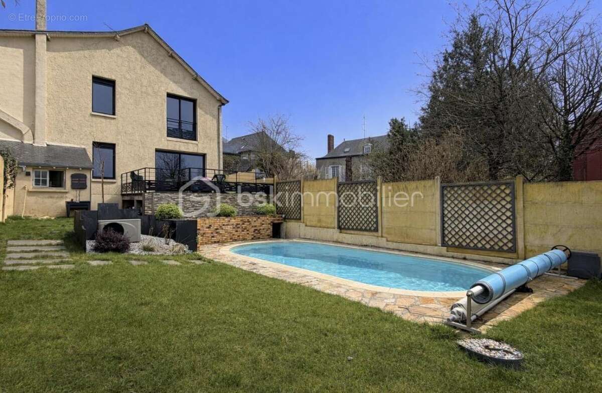 Maison à PORT-BRILLET