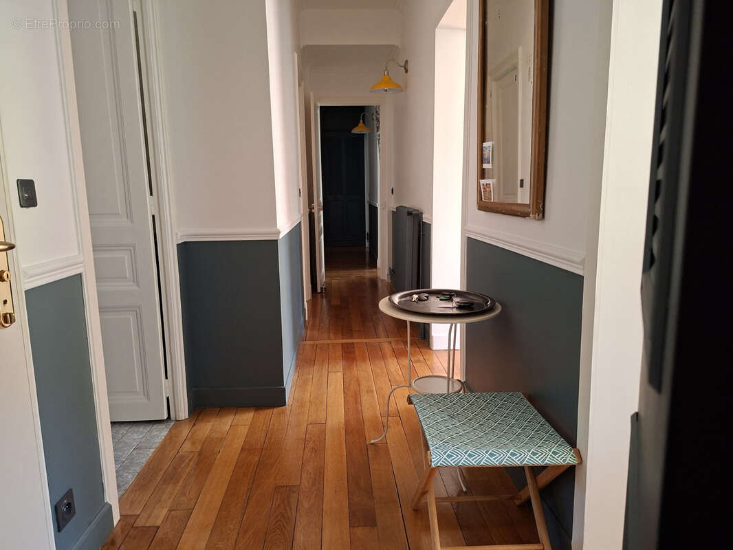 Appartement à VERSAILLES