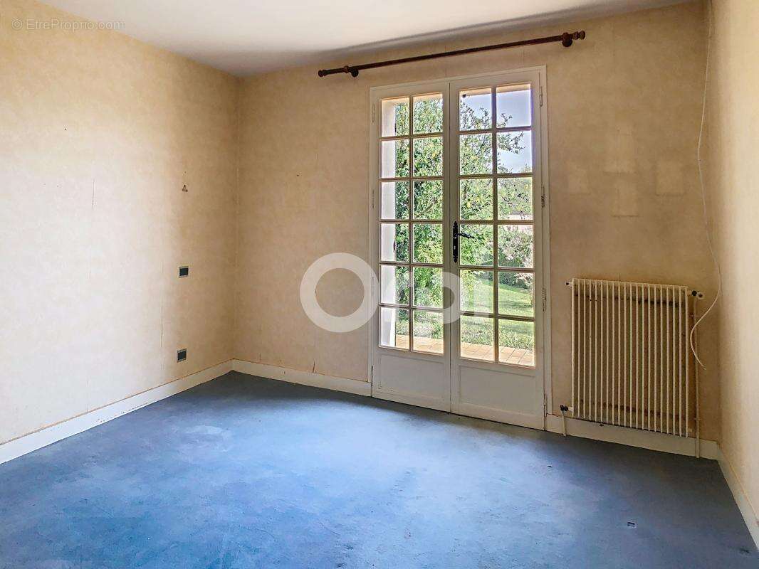 Maison à COULOUNIEIX-CHAMIERS