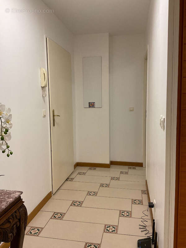 Appartement à LE BLANC-MESNIL