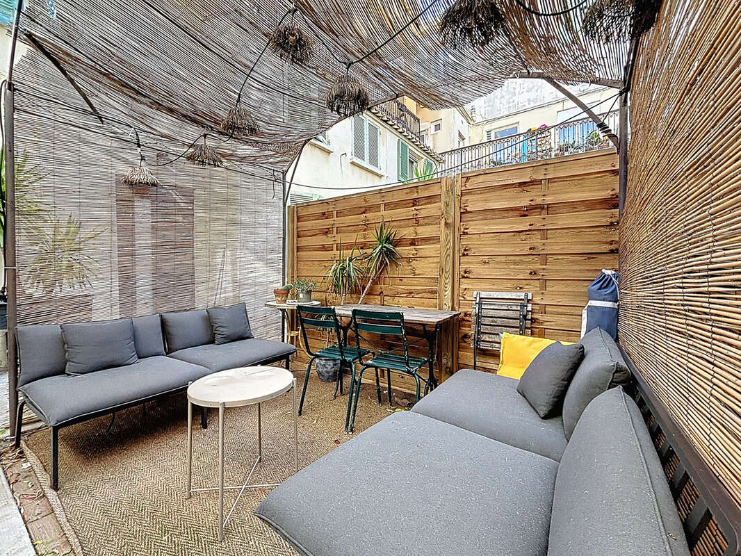 Appartement à MARSEILLE-7E