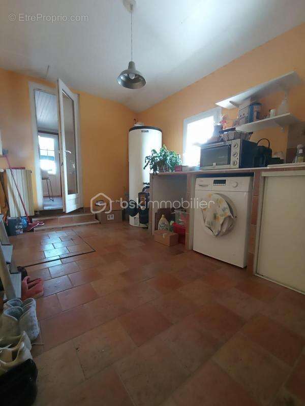 Maison de caractère R+1 de 166m² - photo 10