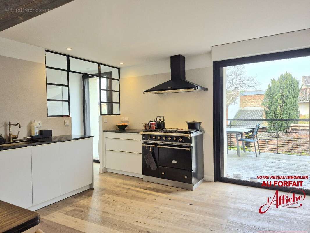 Maison à BRUGUIERES