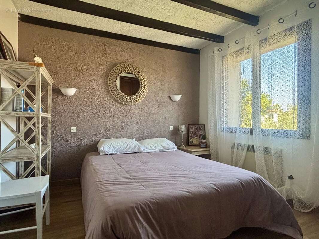 Maison à SIX-FOURS-LES-PLAGES