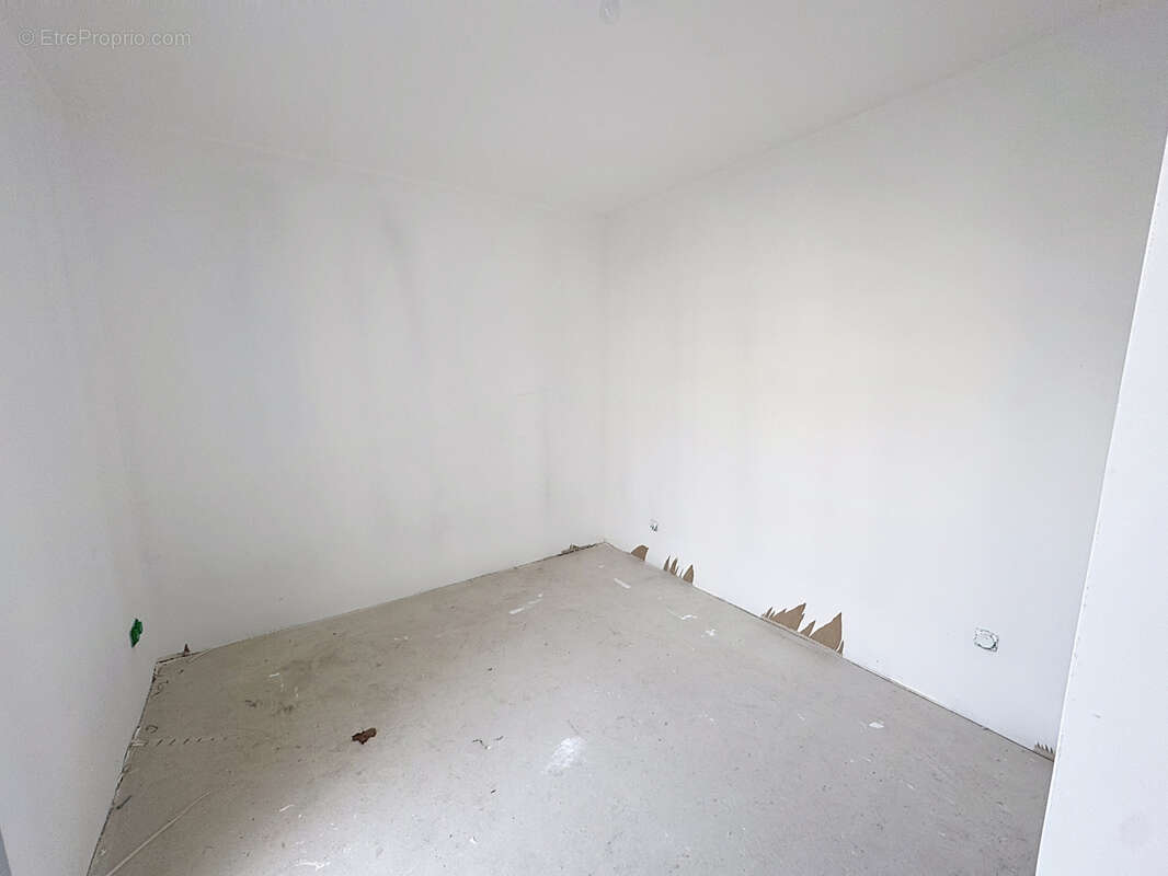 Appartement à VEAUCHE