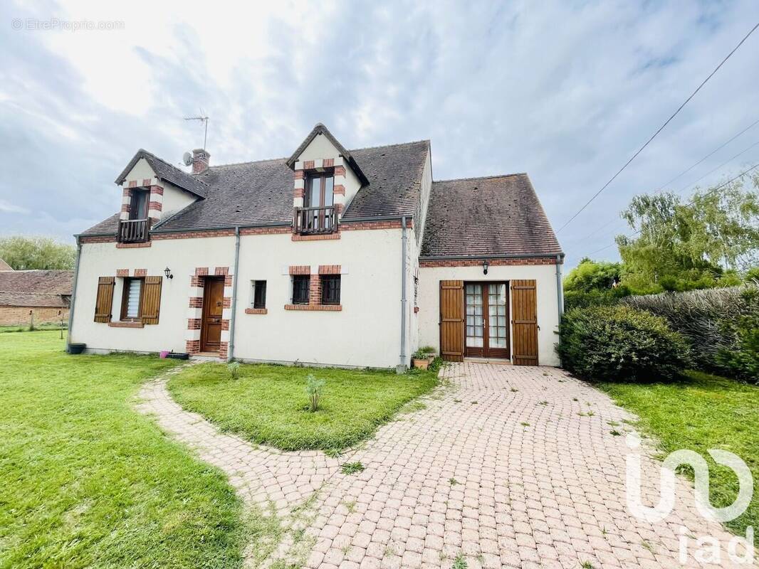 Photo 1 - Maison à VANNES-SUR-COSSON