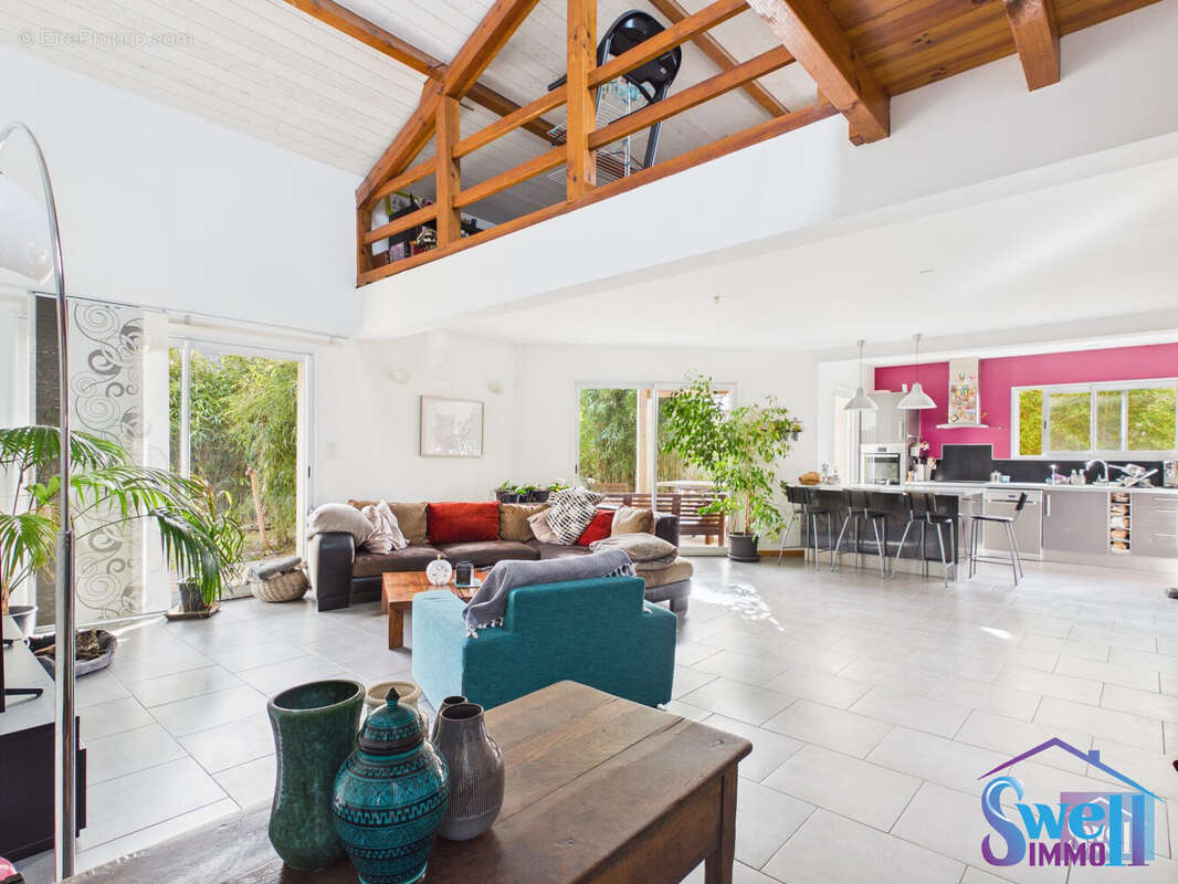 Maison à MOLIETS-ET-MAA