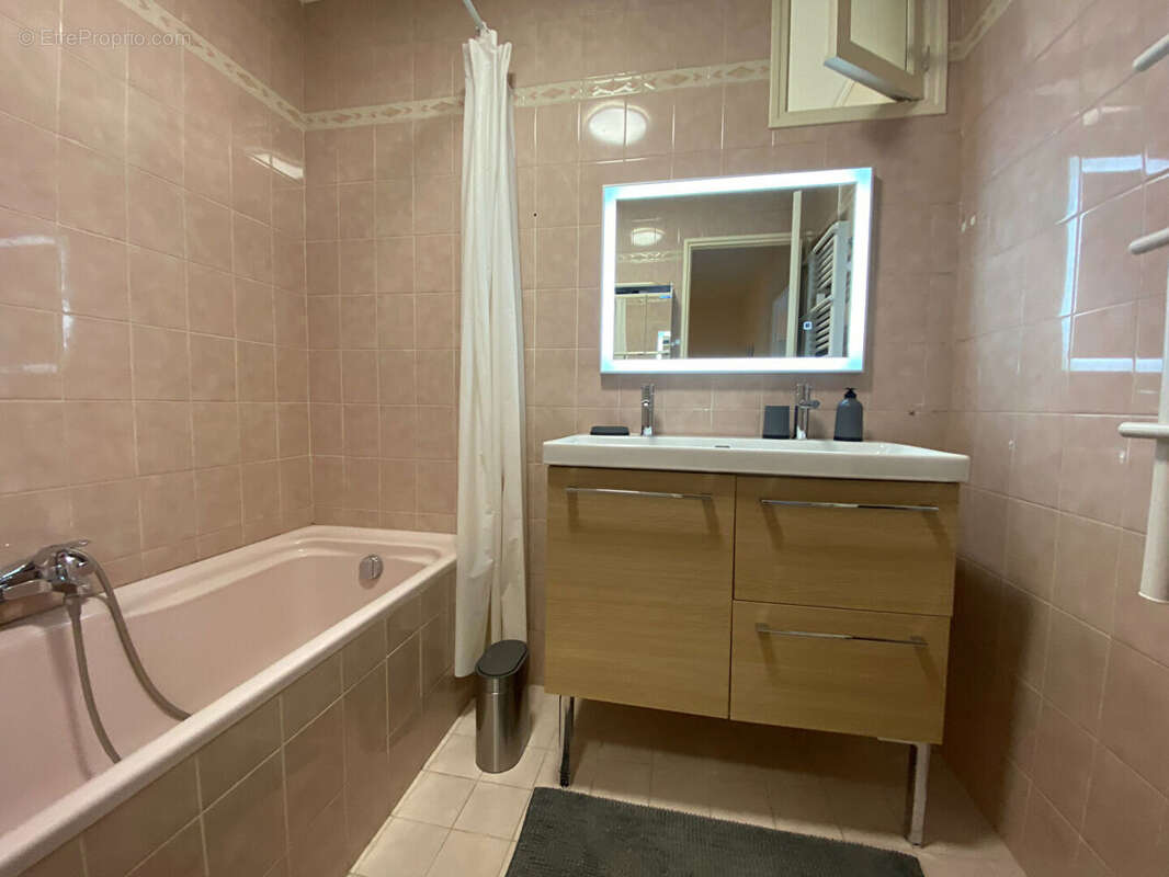 Appartement à AIX-EN-PROVENCE