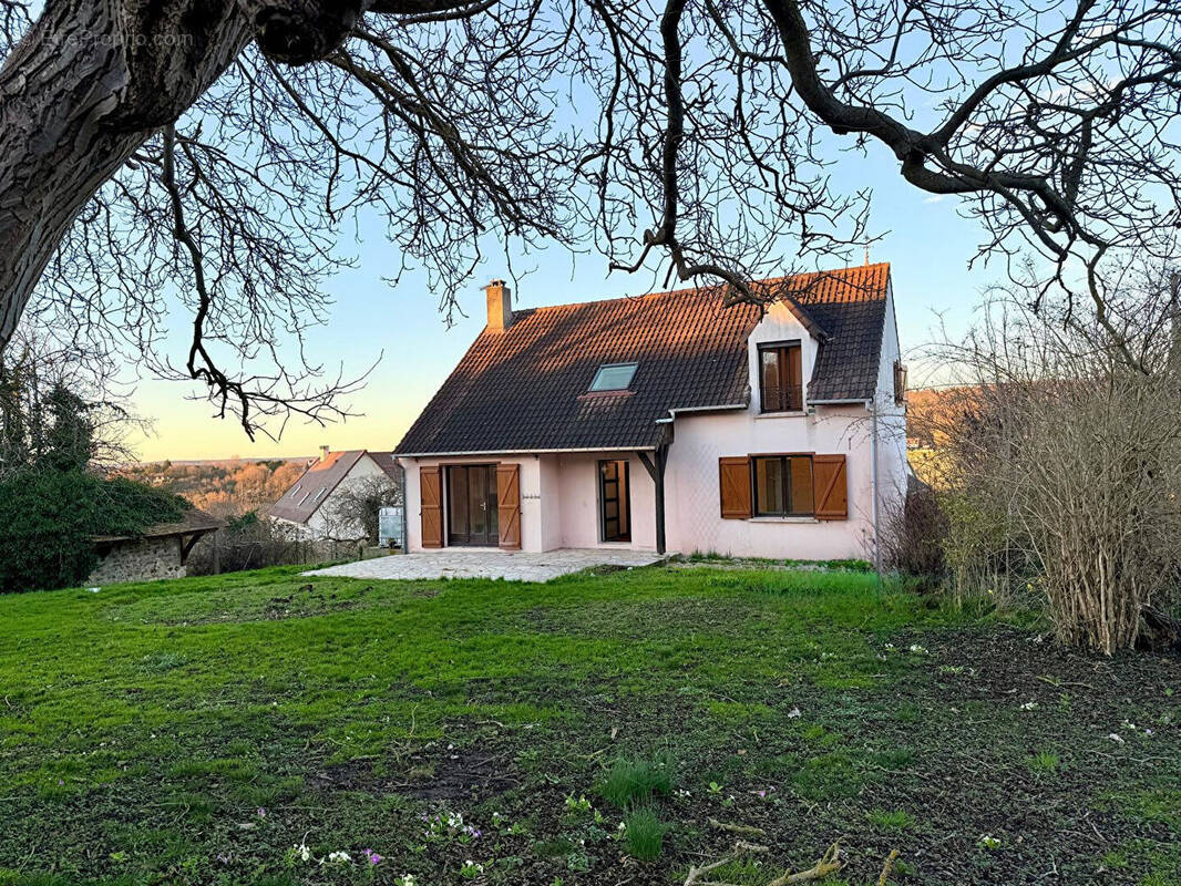 Maison à MAULE