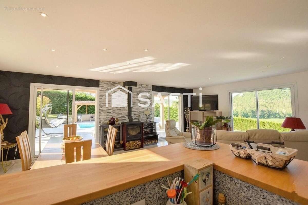 Photo 3 - Maison à FUMEL