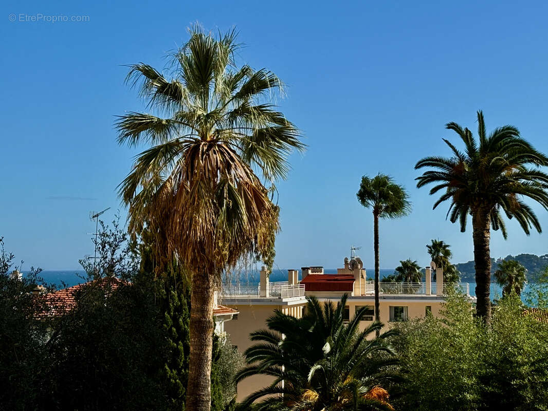 Appartement à BEAULIEU-SUR-MER