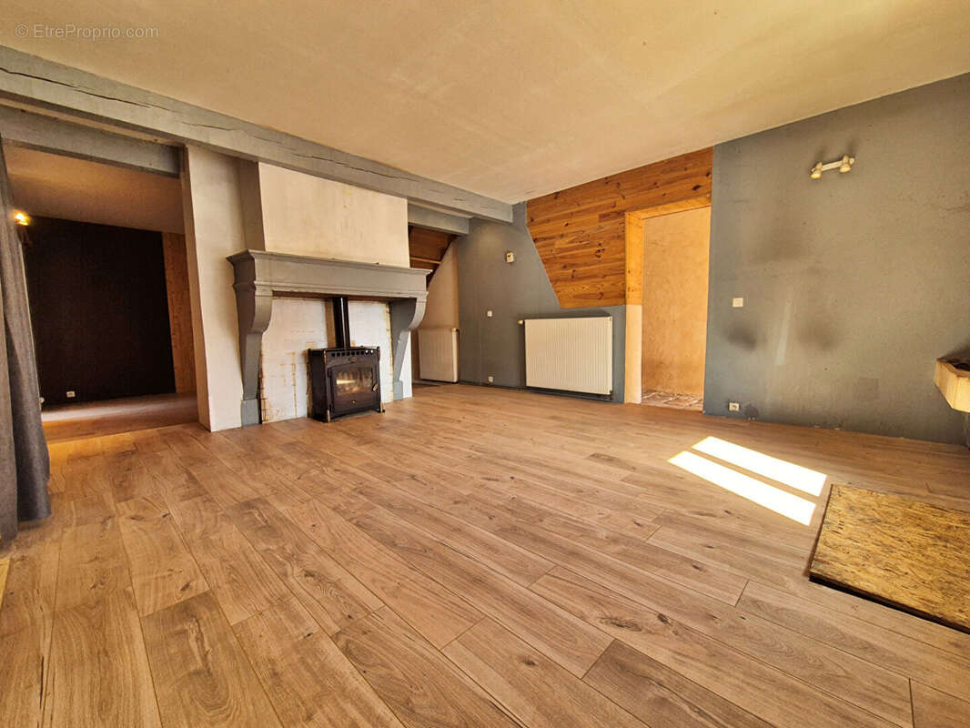 Maison à SAINT-GERMAIN-SUR-MEUSE