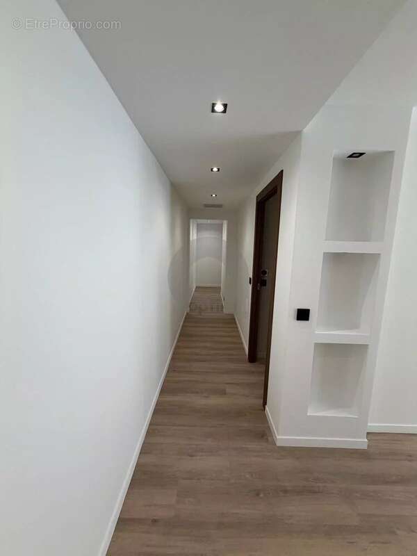 Appartement 75 m² à Menton  - photo 3