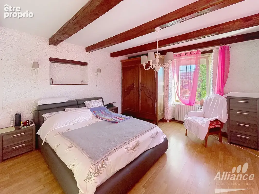 Maison avec 4 chambres terrain 1835  m2 avec grange - photo 19