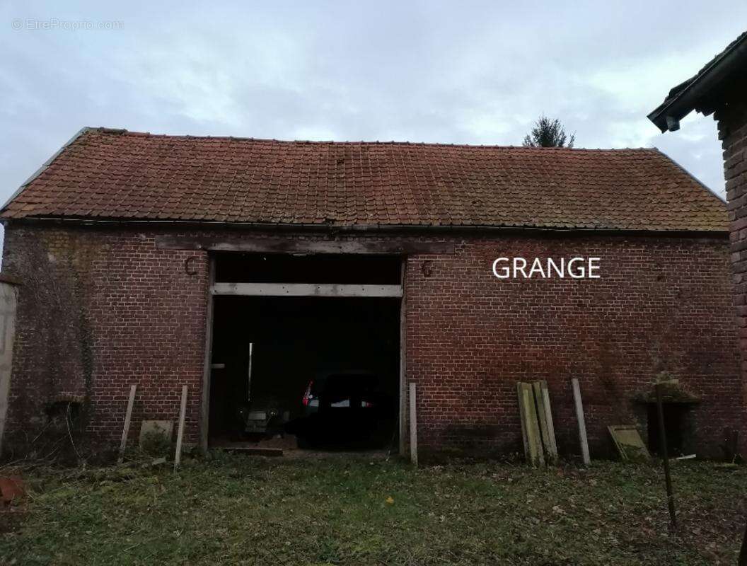 Fermette a renover avec grange/dependance/pature de 15900m2 - photo 2